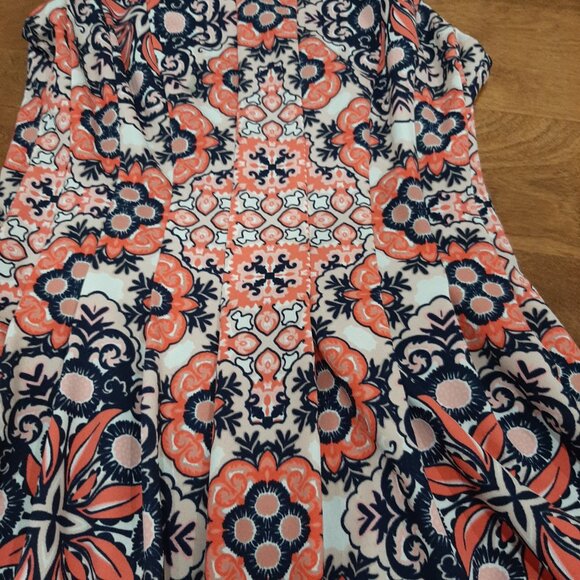 Vince Camuto boho retro print halter flare dress with pockets - Picture 6 of 12